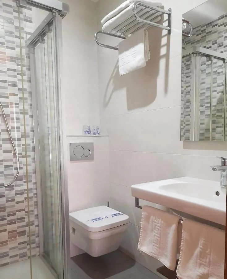 Hostal La Colonia Marbella Guest house